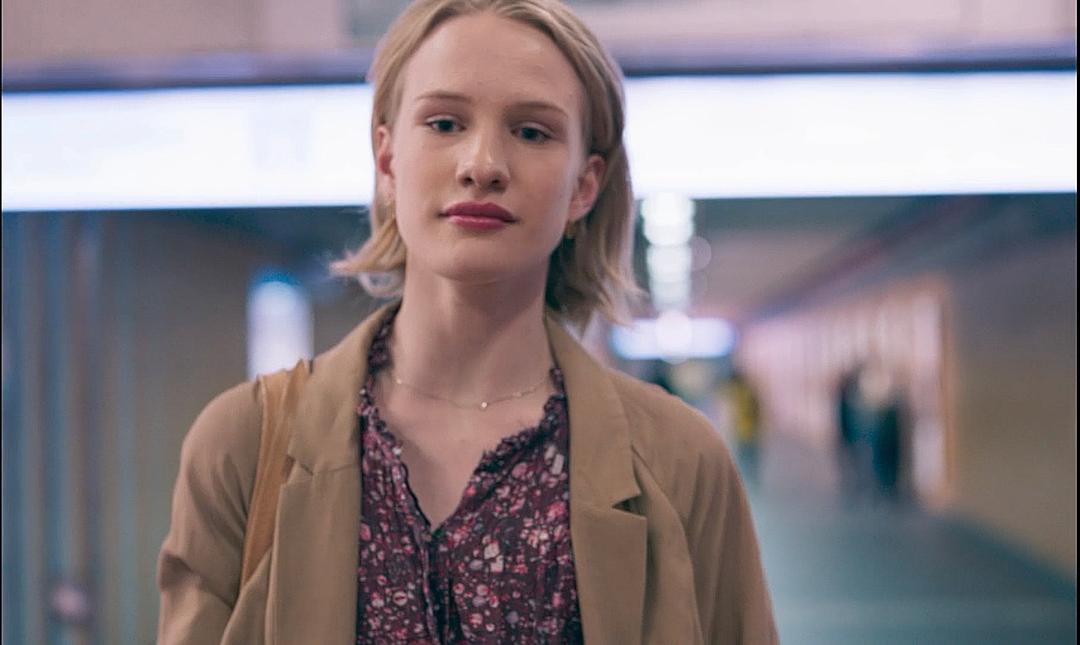 《女孩》海报第24张图片