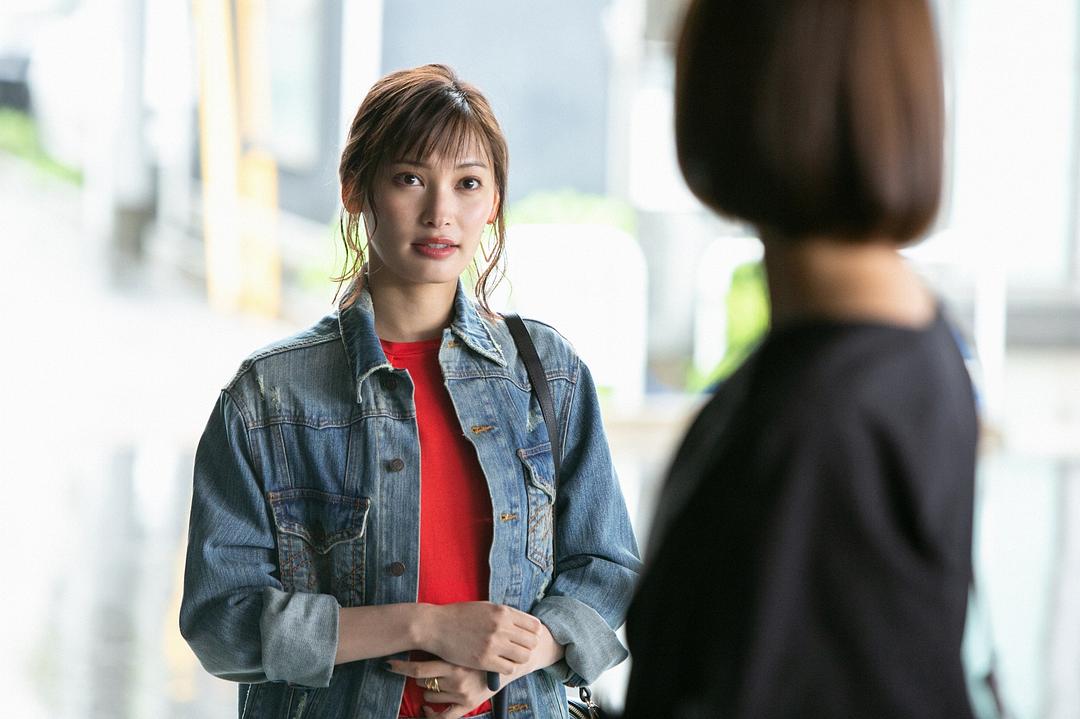 《女人们的秘密》剧照第33张图片