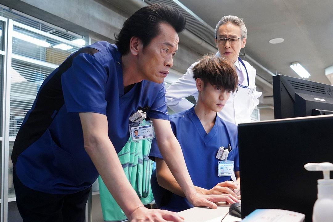 《放射治疗室》剧照第25张图片