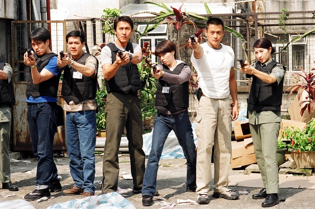 《陀枪师姐2》海报第14张图片