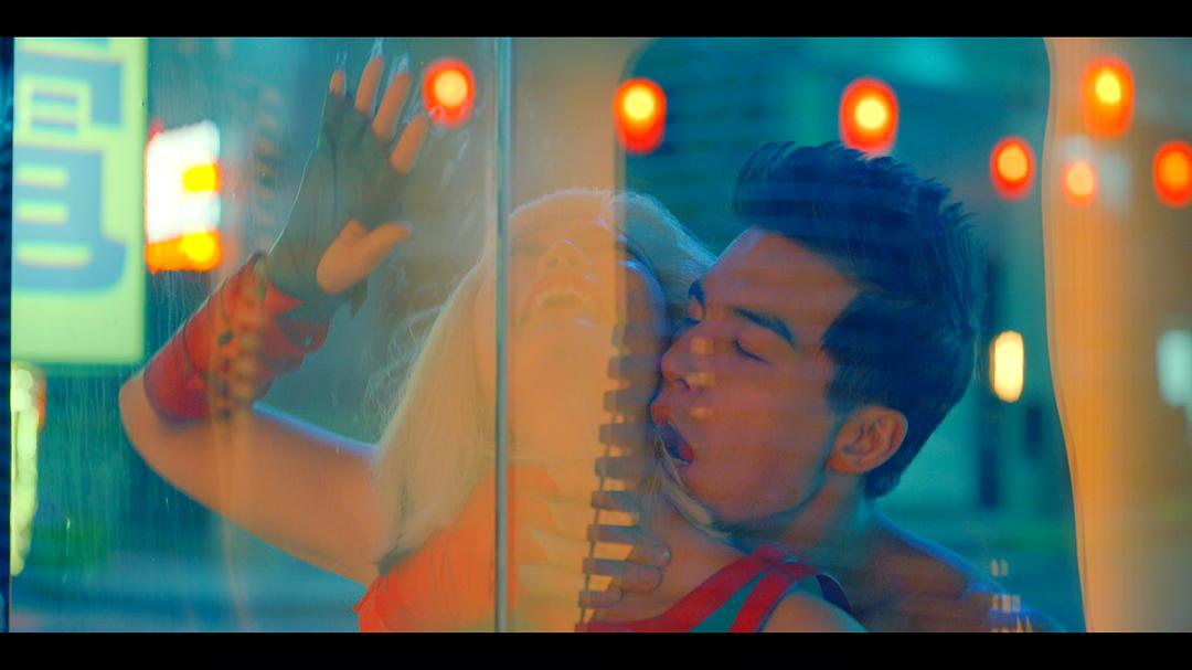 《黑镜第五季》海报第45张图片