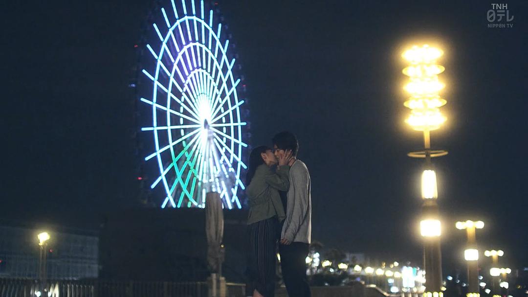 《对面的话题家族》剧照第28张图片