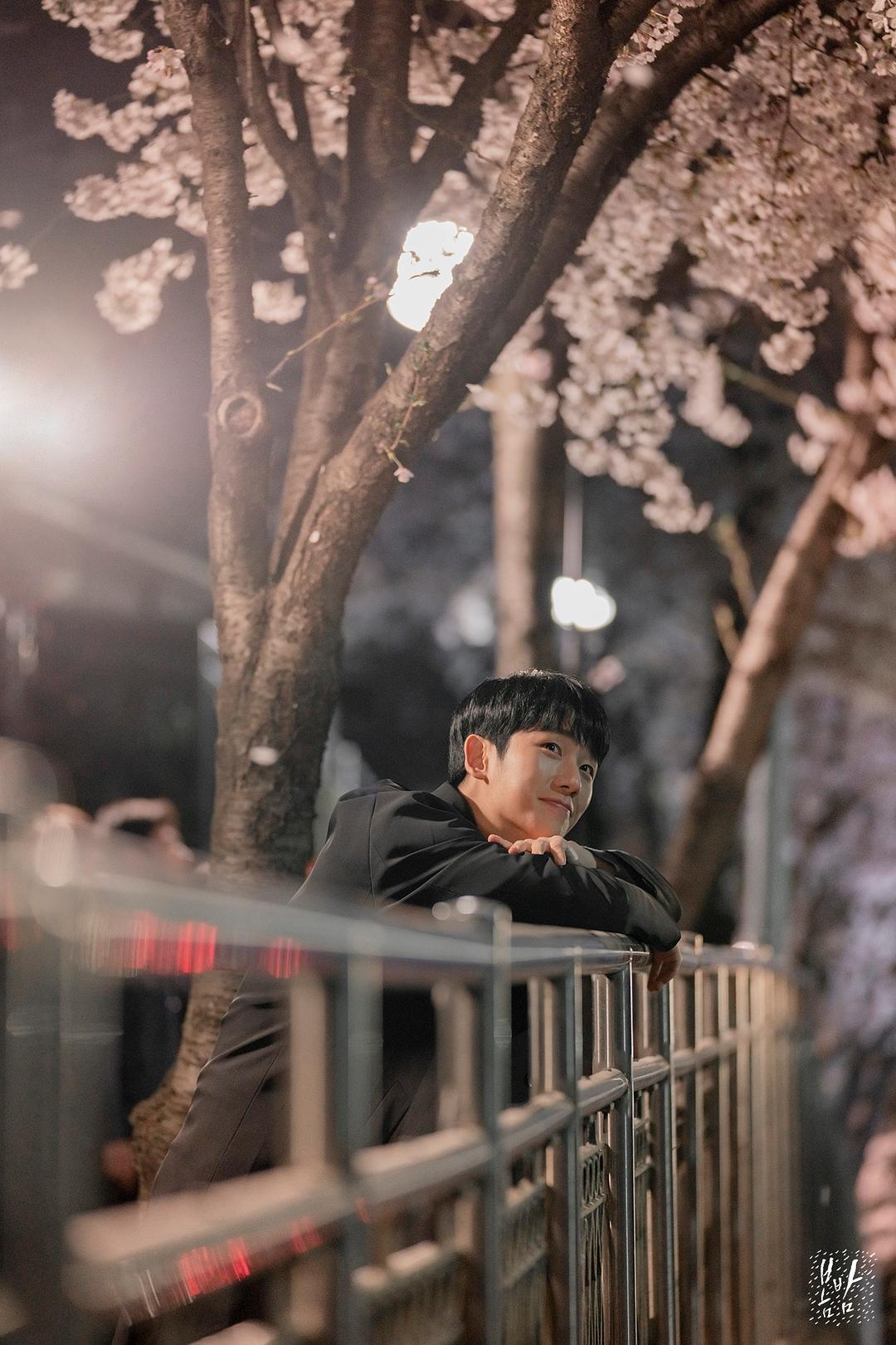 《春夜》剧照第24张图片