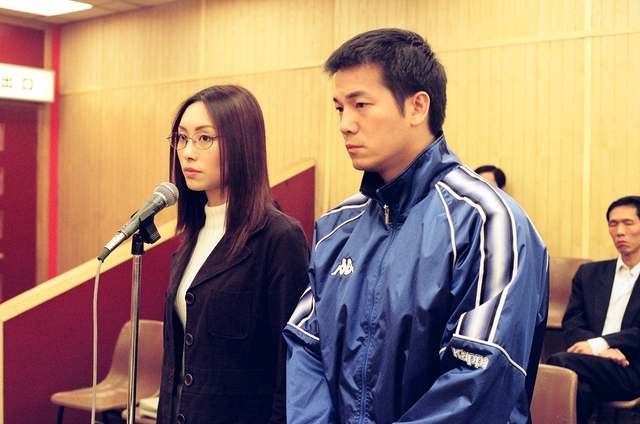 《法网伊人》海报