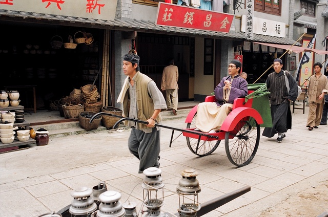 《骑呢大状》海报第14张图片
