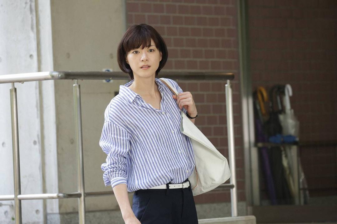 《法医朝颜》海报