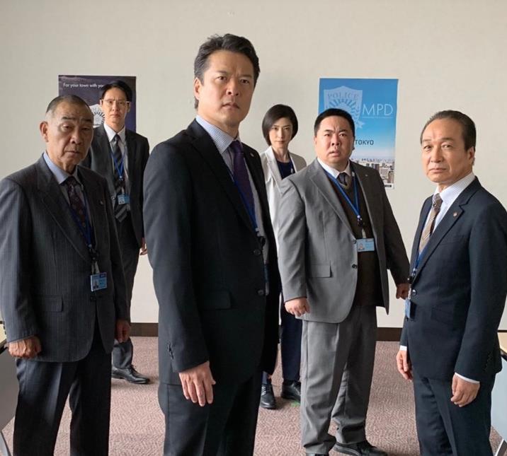 《紧急审讯室3》海报第25张图片