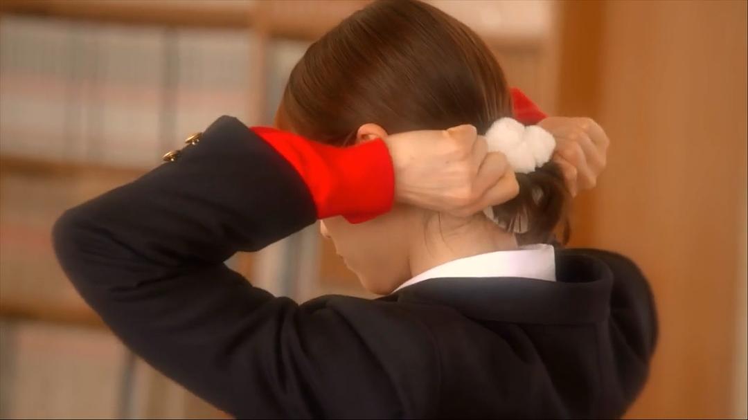 《花予野兽第一季》剧照第20张图片