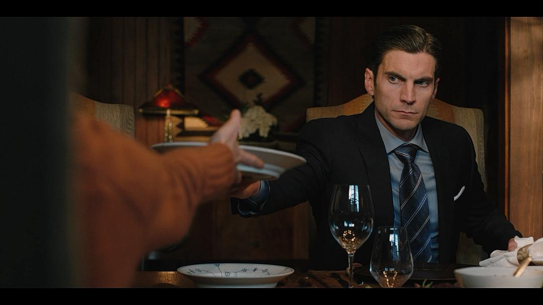 《黄石第二季》剧照第27张图片