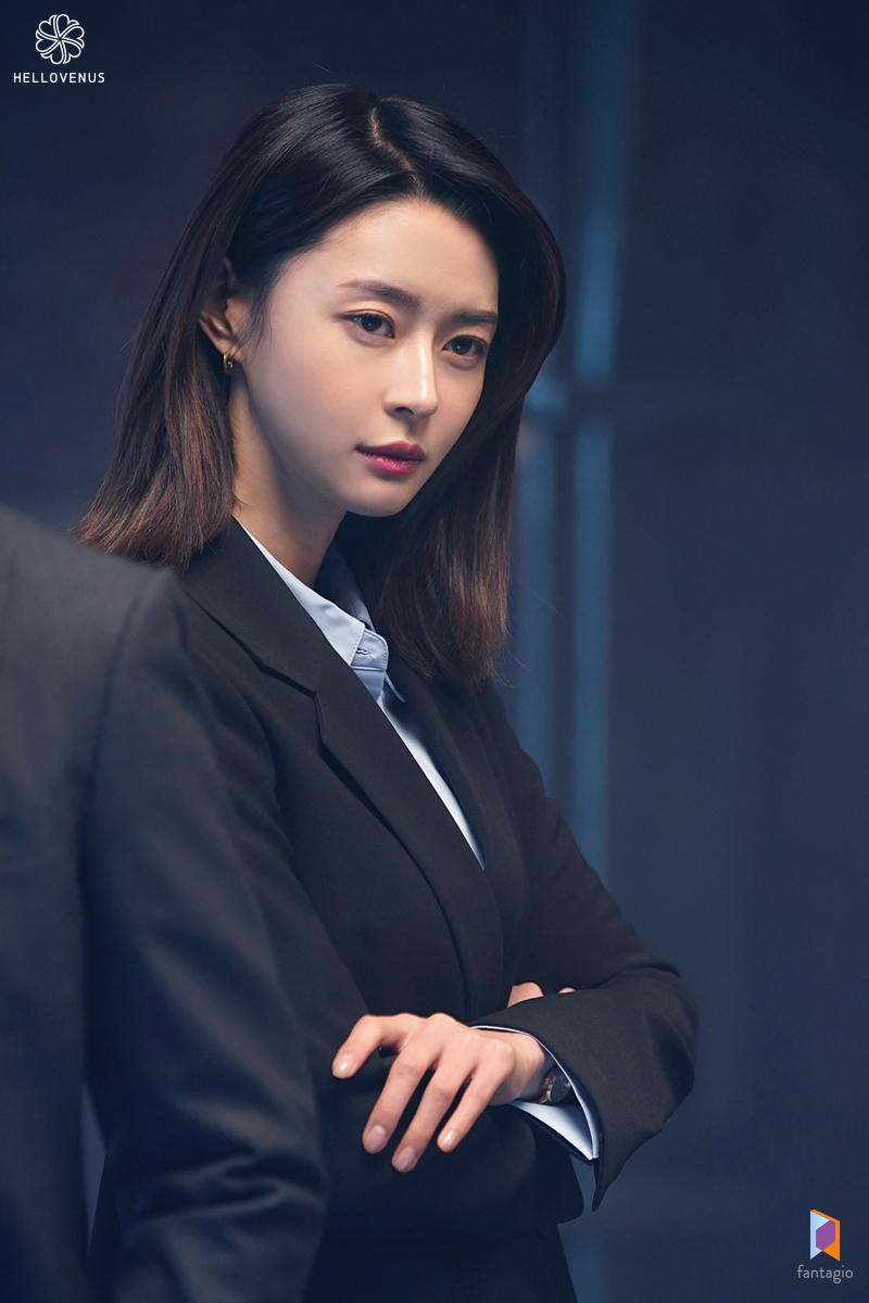 《囚犯医生》剧照第12张图片