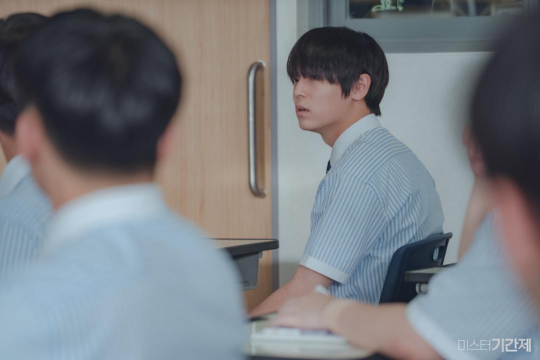 《临时制先生》剧照