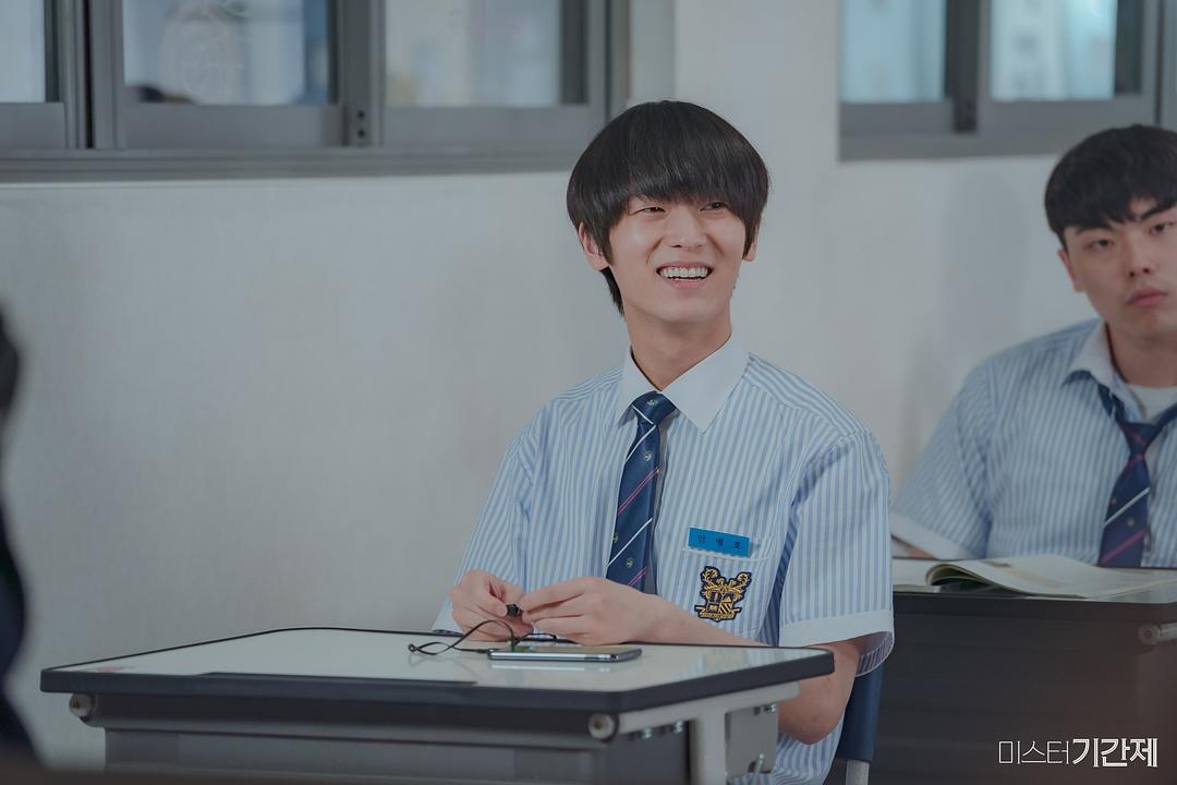 《临时制先生》剧照