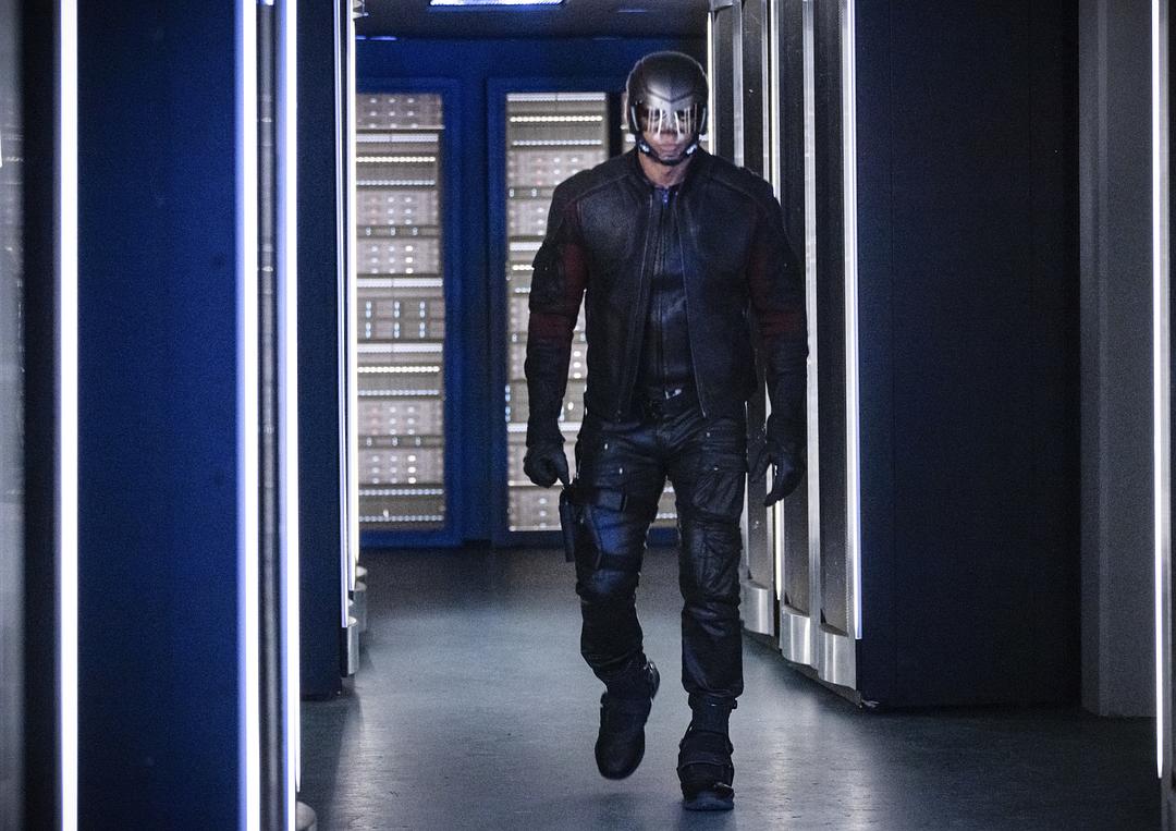 《绿箭侠第八季》海报第19张图片