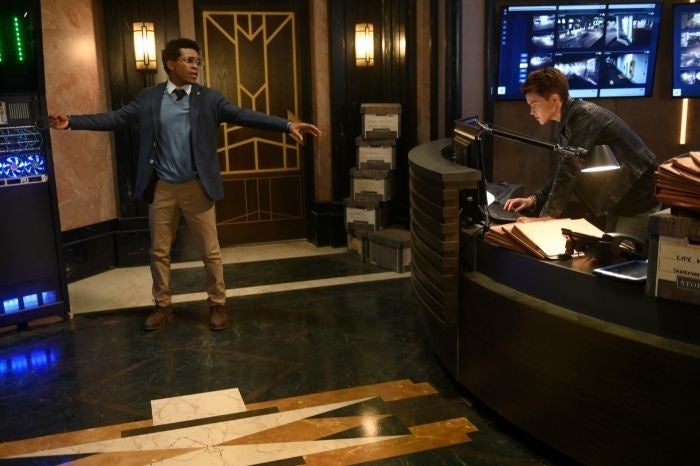 《蝙蝠女侠第一季》剧照