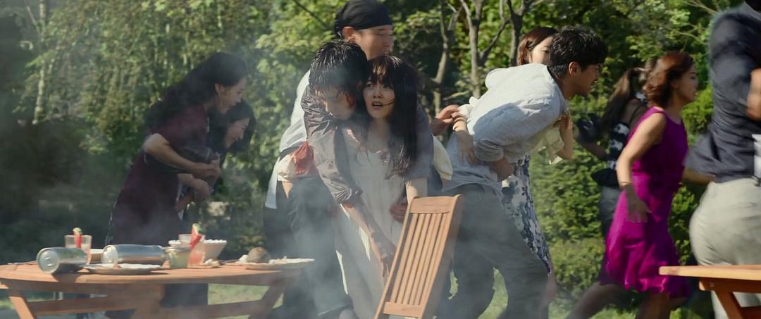 《寄生虫》剧照第58张图片