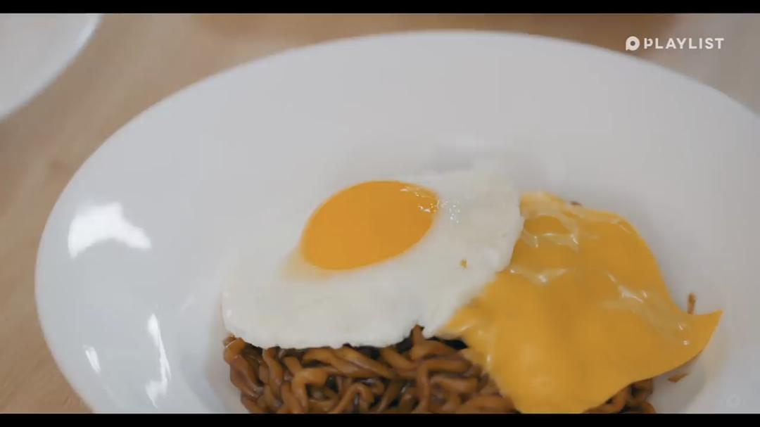 《就一口第二季》剧照