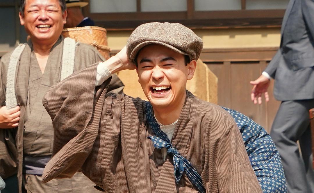 《默片解说员》剧照