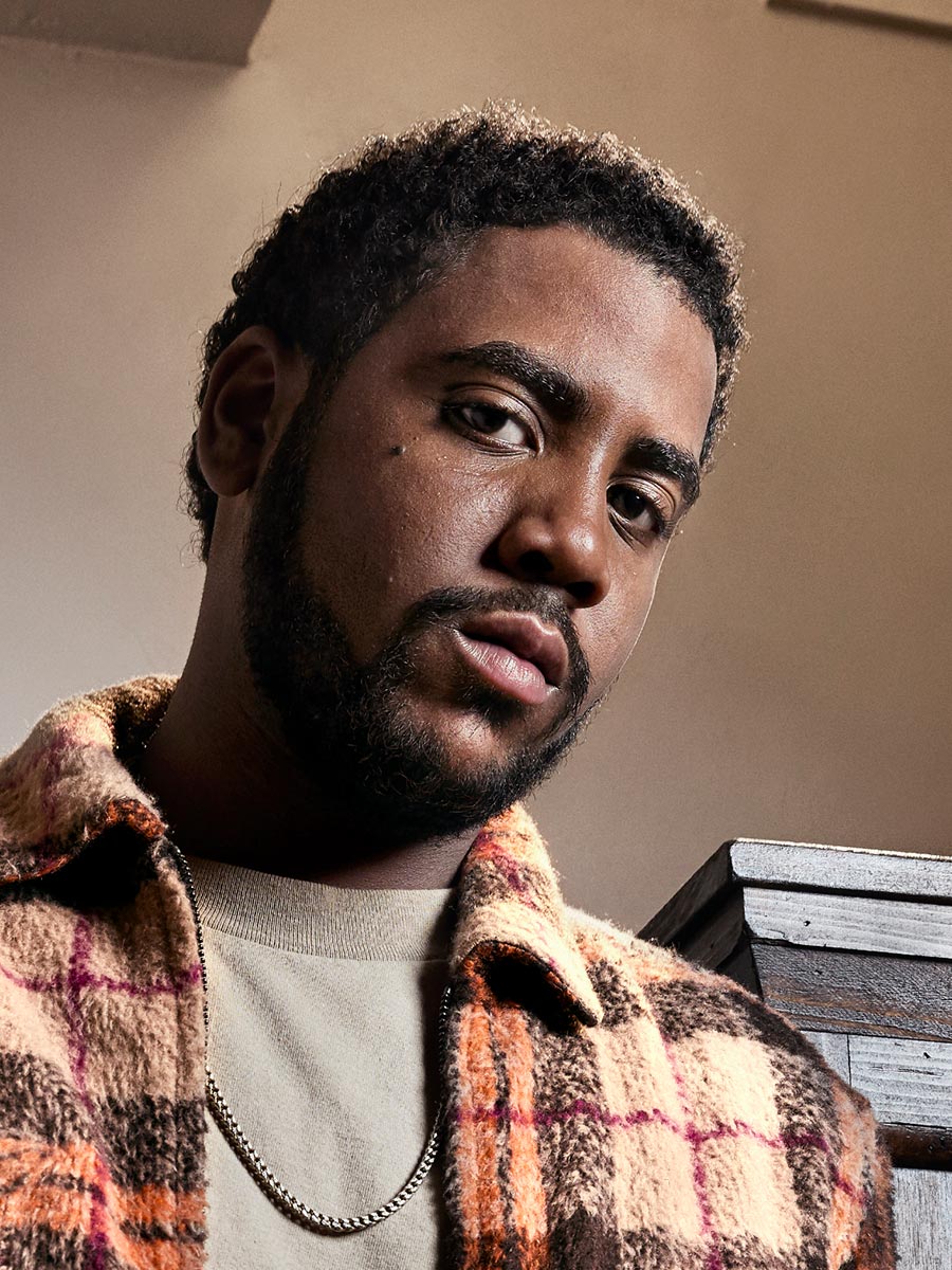 《梅赛德斯先生第三季》海报第33张图片