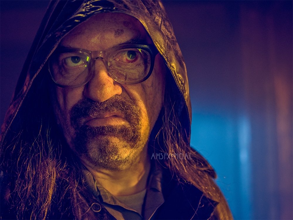 《美国恐怖故事：1984第九季》剧照