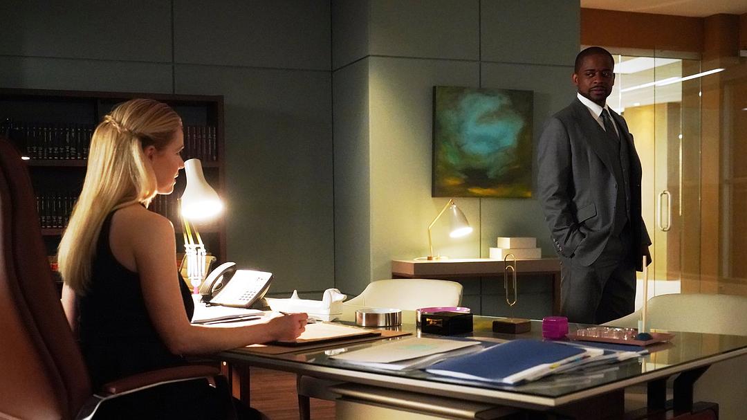 《金装律师第九季》剧照