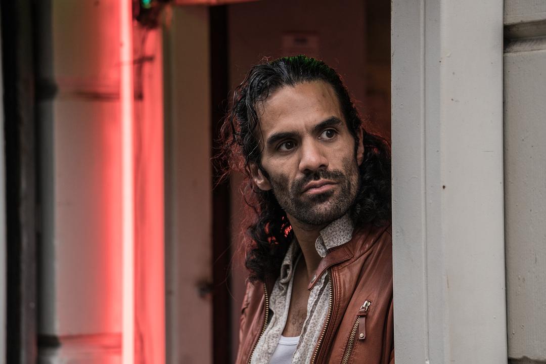 《巴普蒂斯特》剧照第21张图片