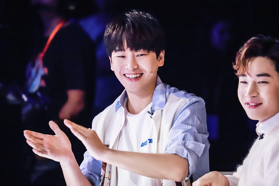 《舞蹈风暴》海报第38张图片