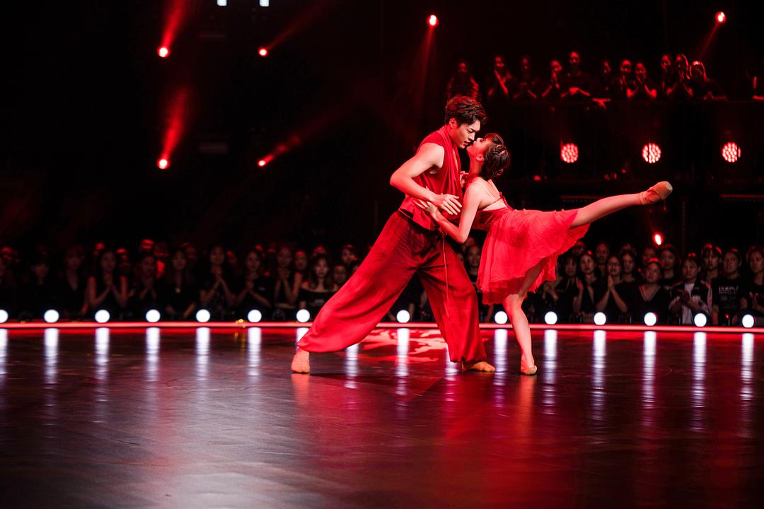 《舞蹈风暴》剧照