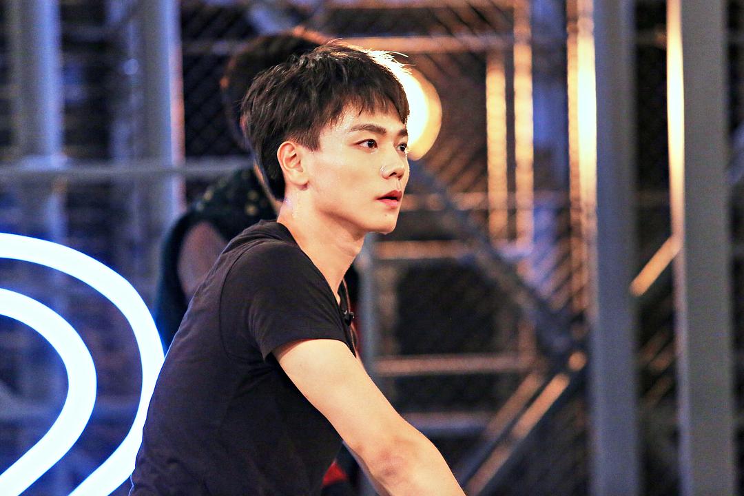 《舞蹈风暴》海报第45张图片