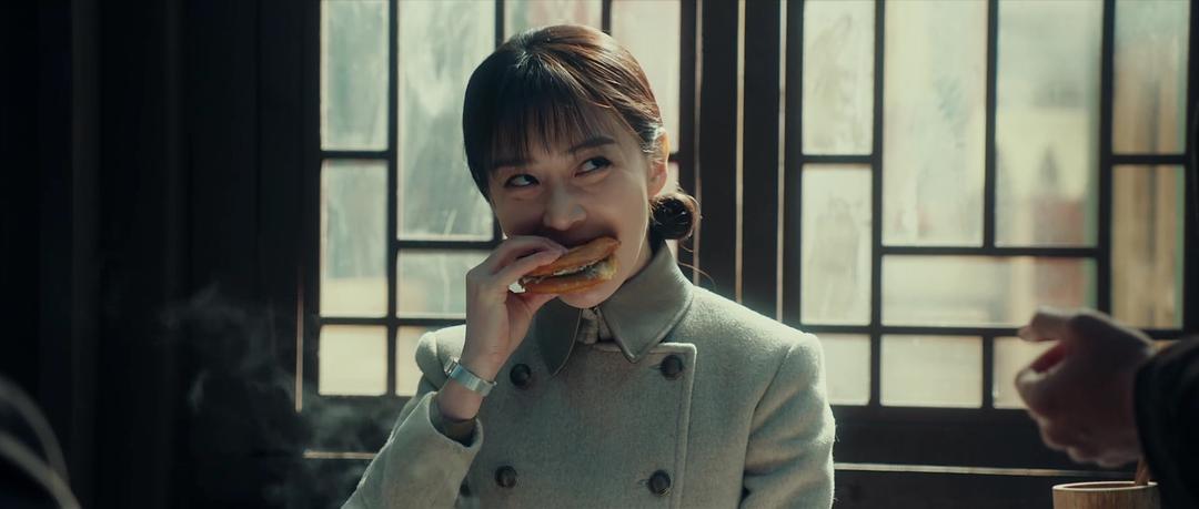 《光荣时代》剧照第38张图片