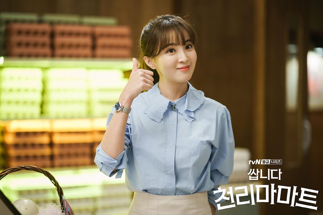 《很便宜，千里马超市》剧照