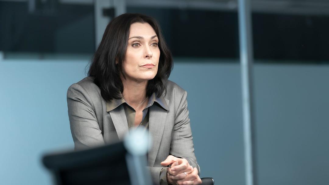 《绊脚石》剧照第13张图片