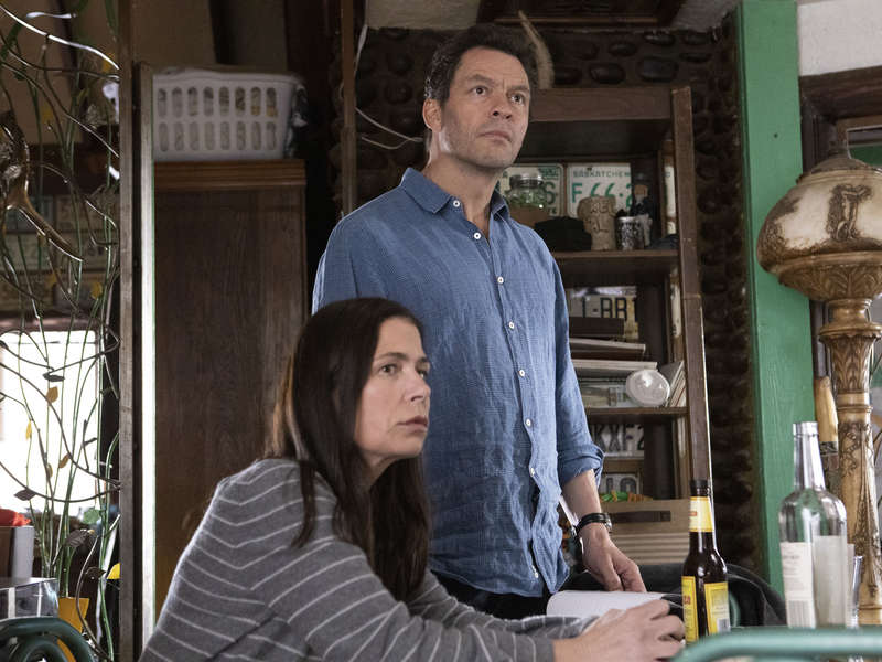 《婚外情事第五季》海报第37张图片