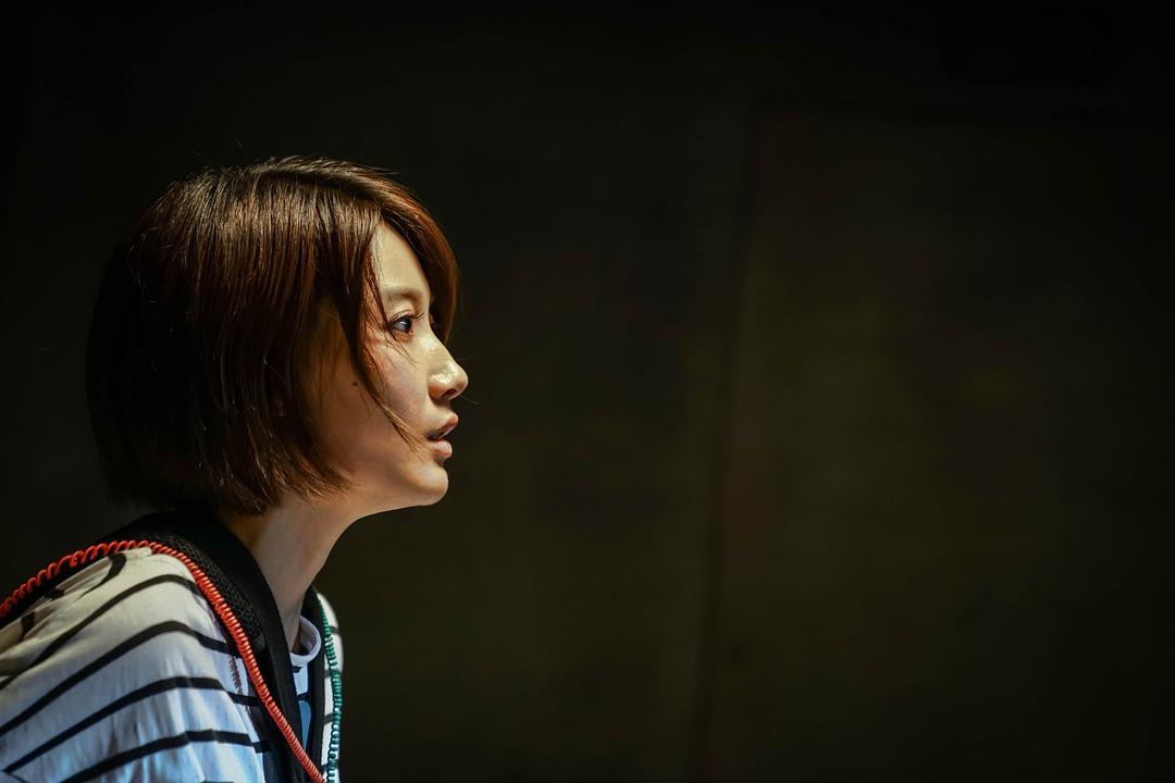 《上锁的房间》剧照第25张图片