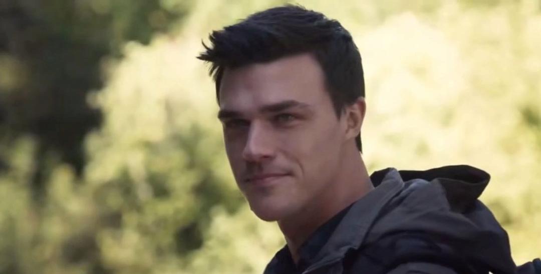 《美国恐怖故事：1984第九季》剧照