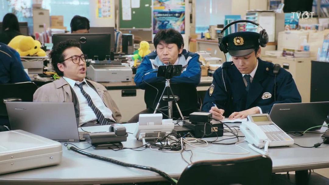 突破次元https://movi...