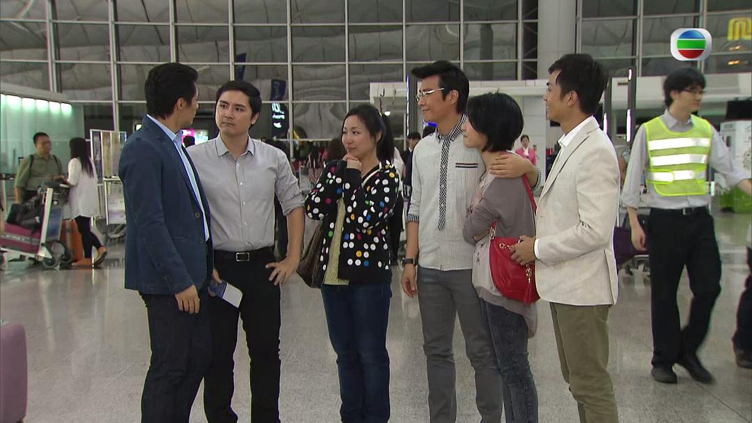 《我们的天空》海报