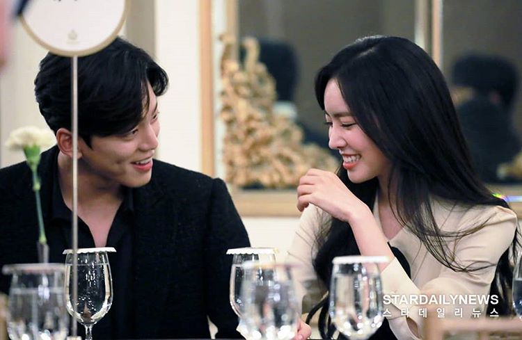 《抉择:女人们的战争》剧照