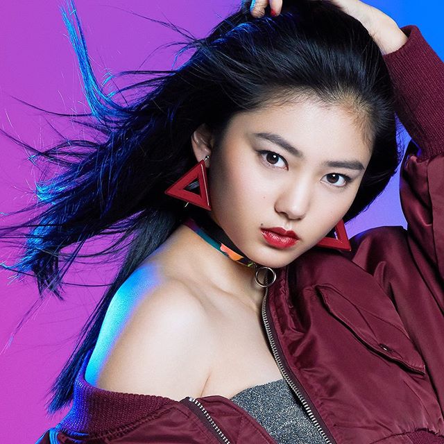 《别被月亮与狼酱所欺骗》剧照第2张图片