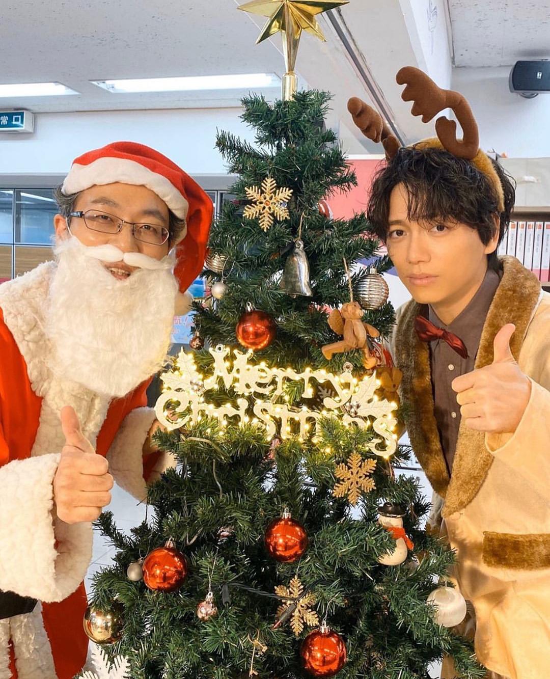 怜二驯鹿和乌丸圣诞老...