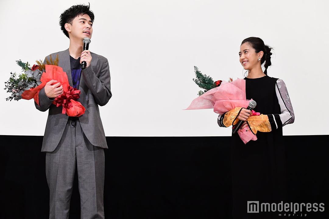 《默片解说员》剧照第25张图片