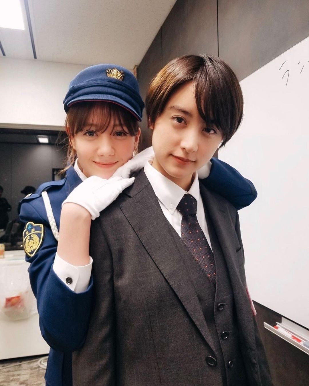 《午餐联谊侦探：恋爱与美食与解谜》剧照