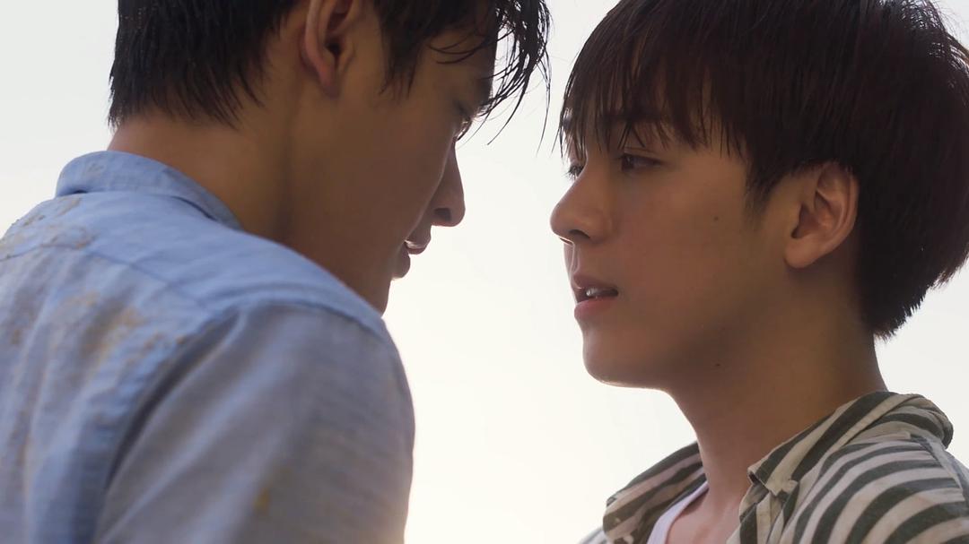 《待到重逢时》海报第50张图片