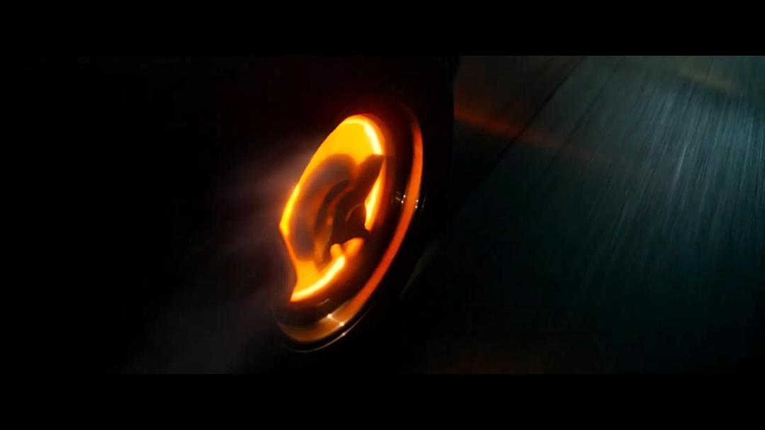 《极速车王》剧照第31张图片