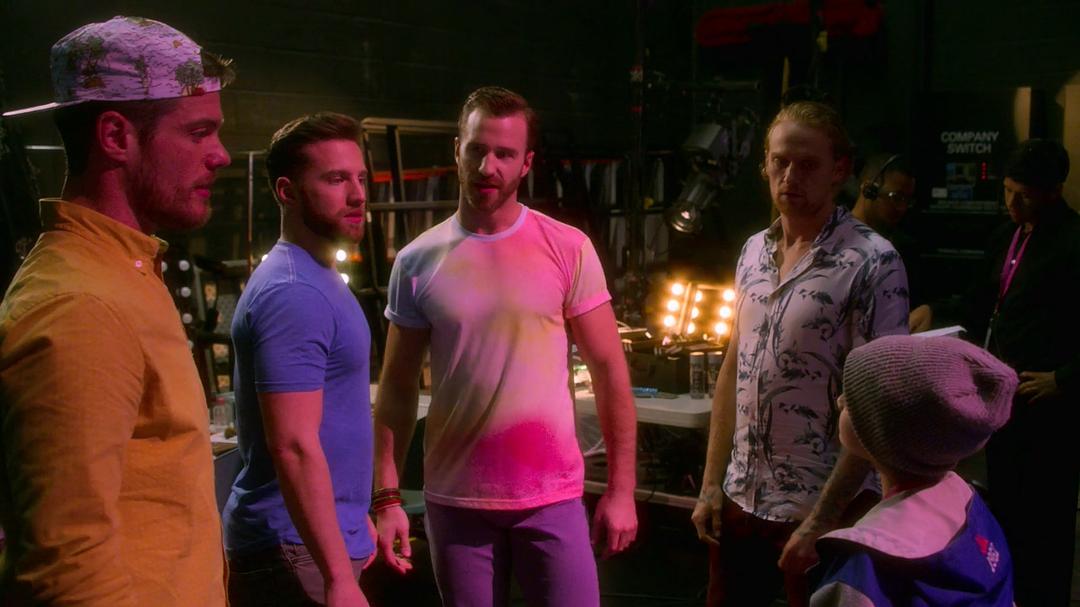 《酷妹辣皇后》海报第25张图片