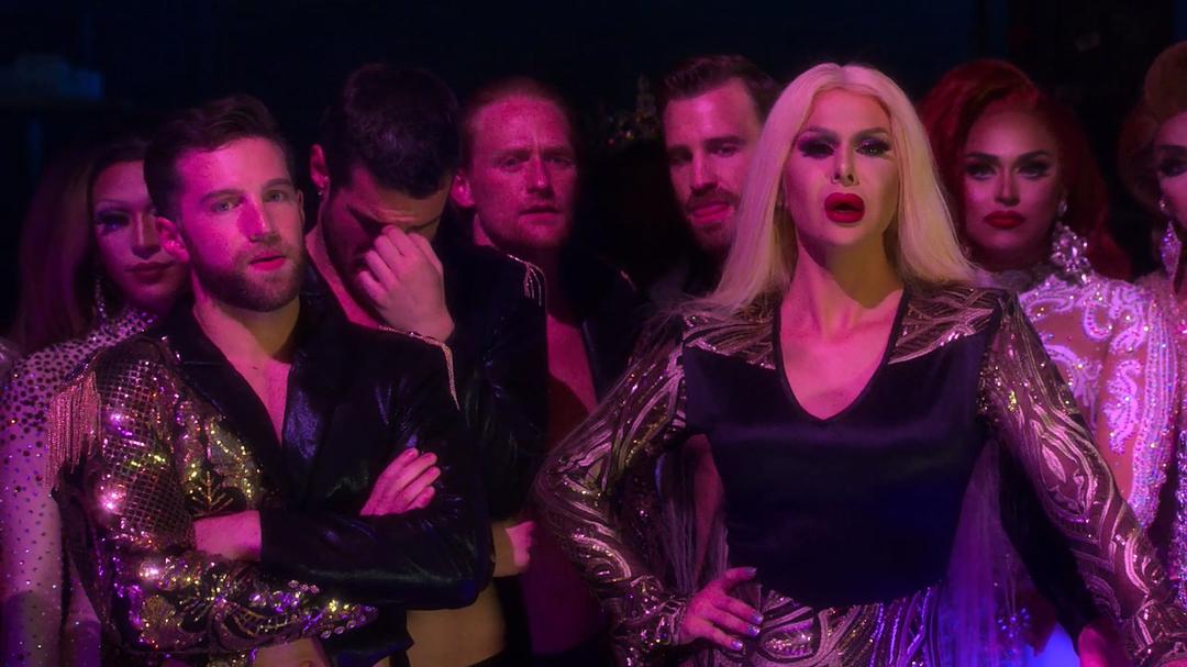 《酷妹辣皇后》海报第15张图片