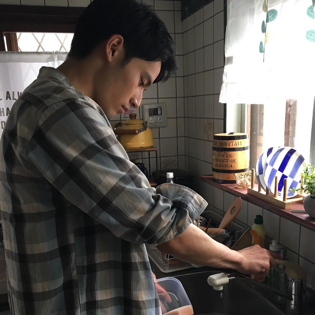 《如果被关注那就完了》剧照第40张图片