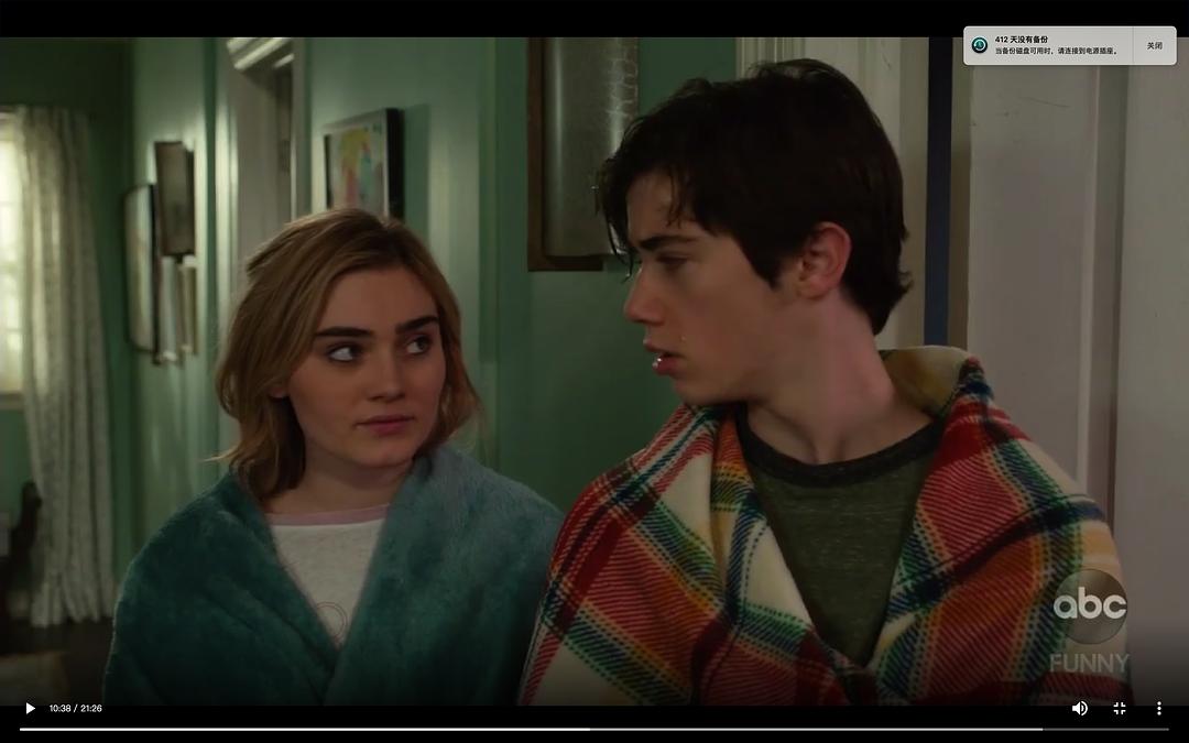 《美式主妇第三季》海报