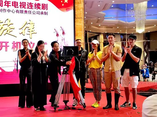 《奋进的旋律》海报第29张图片