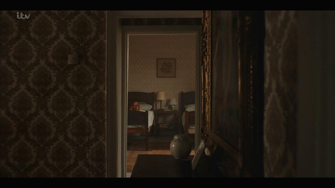 《白屋农场》海报第40张图片