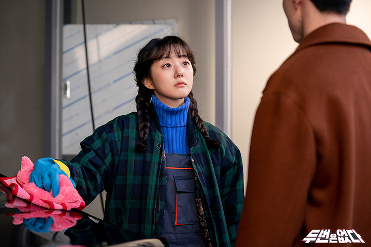 《没有第二次机会》剧照第23张图片